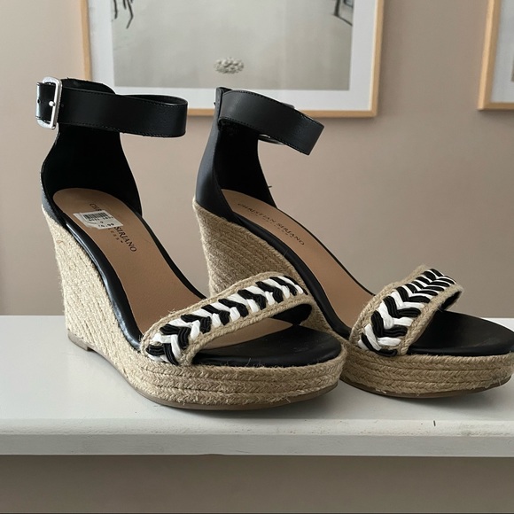 Burlap Heels - Picture 1 of 5